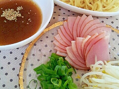 ✿温かい和風つけ麺❤もやし＆ハム＆ねぎ